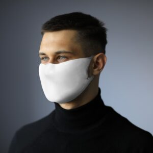 Wiederverwendbare Maske mit Filterraum für Ihr Marketing