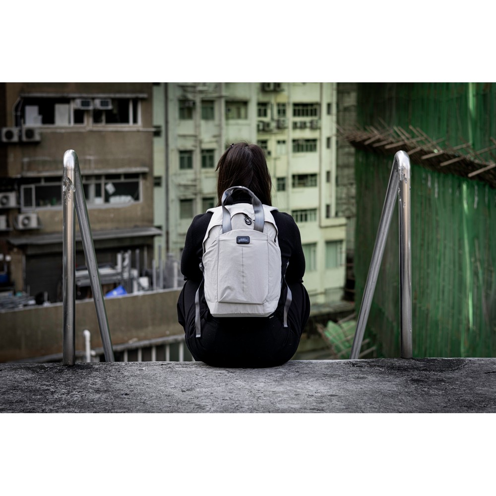 VB187-19_ATM02